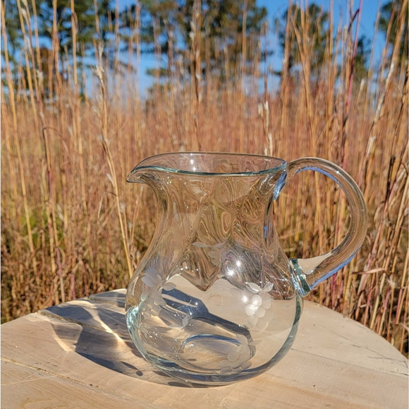Princess House Heritage Clear Glass Pitcher Etched Grapes 2 Qt Water Juice USA - Picture 4 of 16